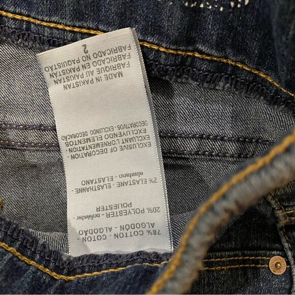 Denizen Levi’s Modern Pull-on Crop Jeans 2 - Picture 3 of 5